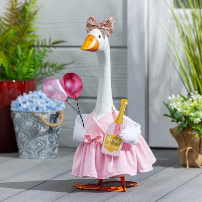 Giddy The Goose Outfits