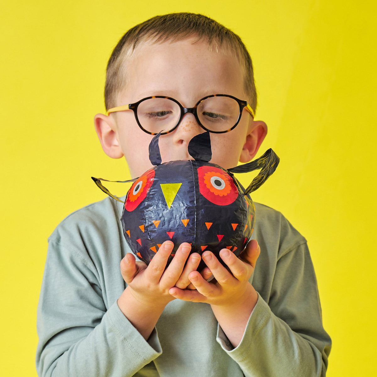 Kikkerland Paper Balloon