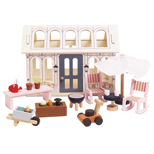 Doll Houses And Accessories