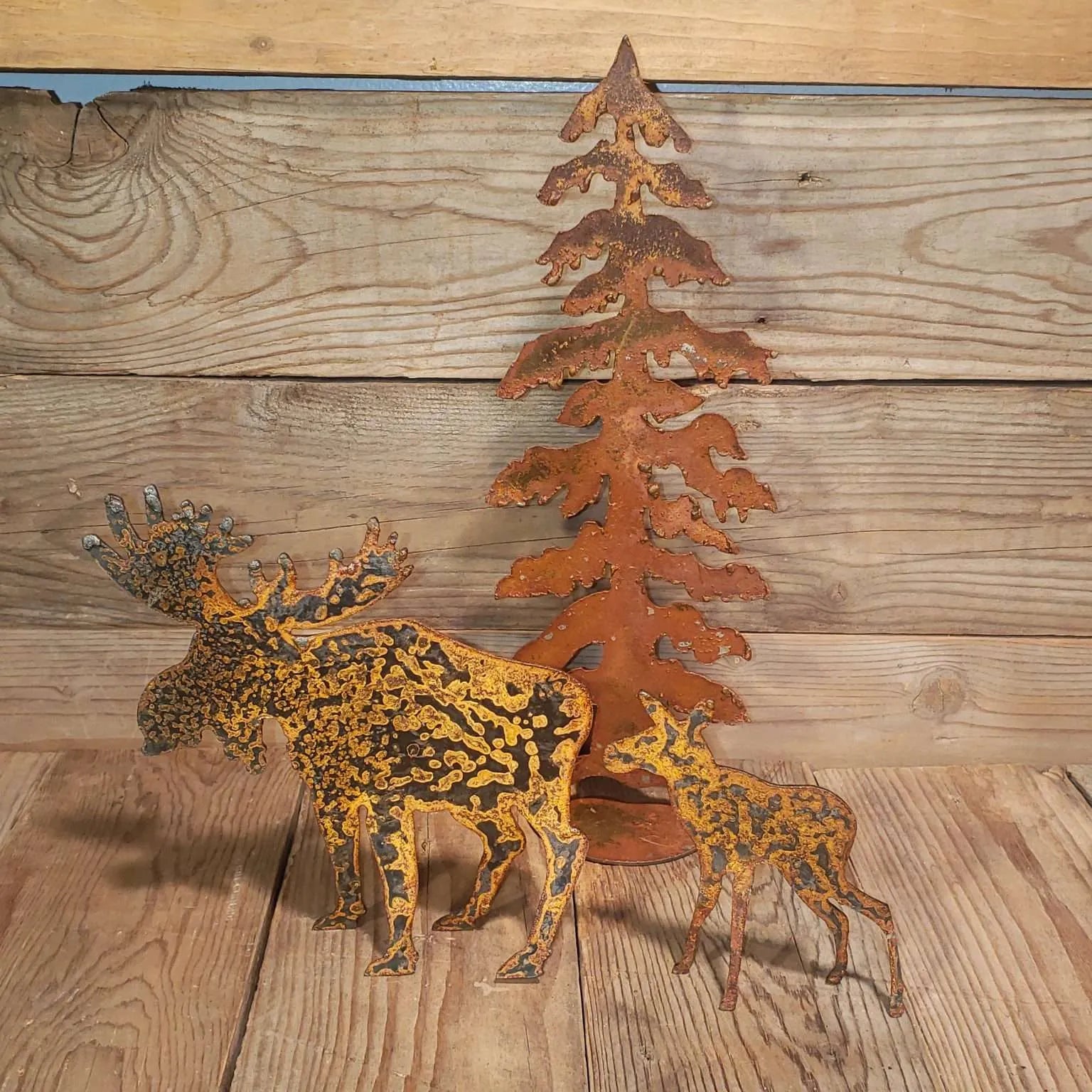 Bearhill Rusted Moose Family with Tree
