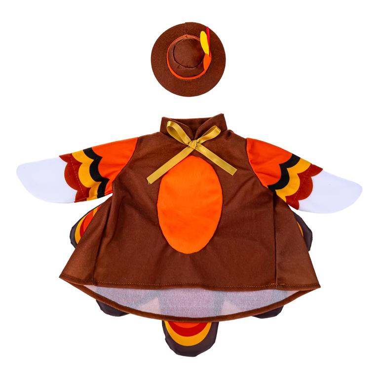 Giddy The Goose Seasonal Outfits