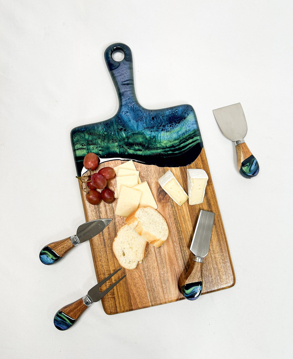 Lynn &amp; Lianna Resin Accented Cheese Knife Set