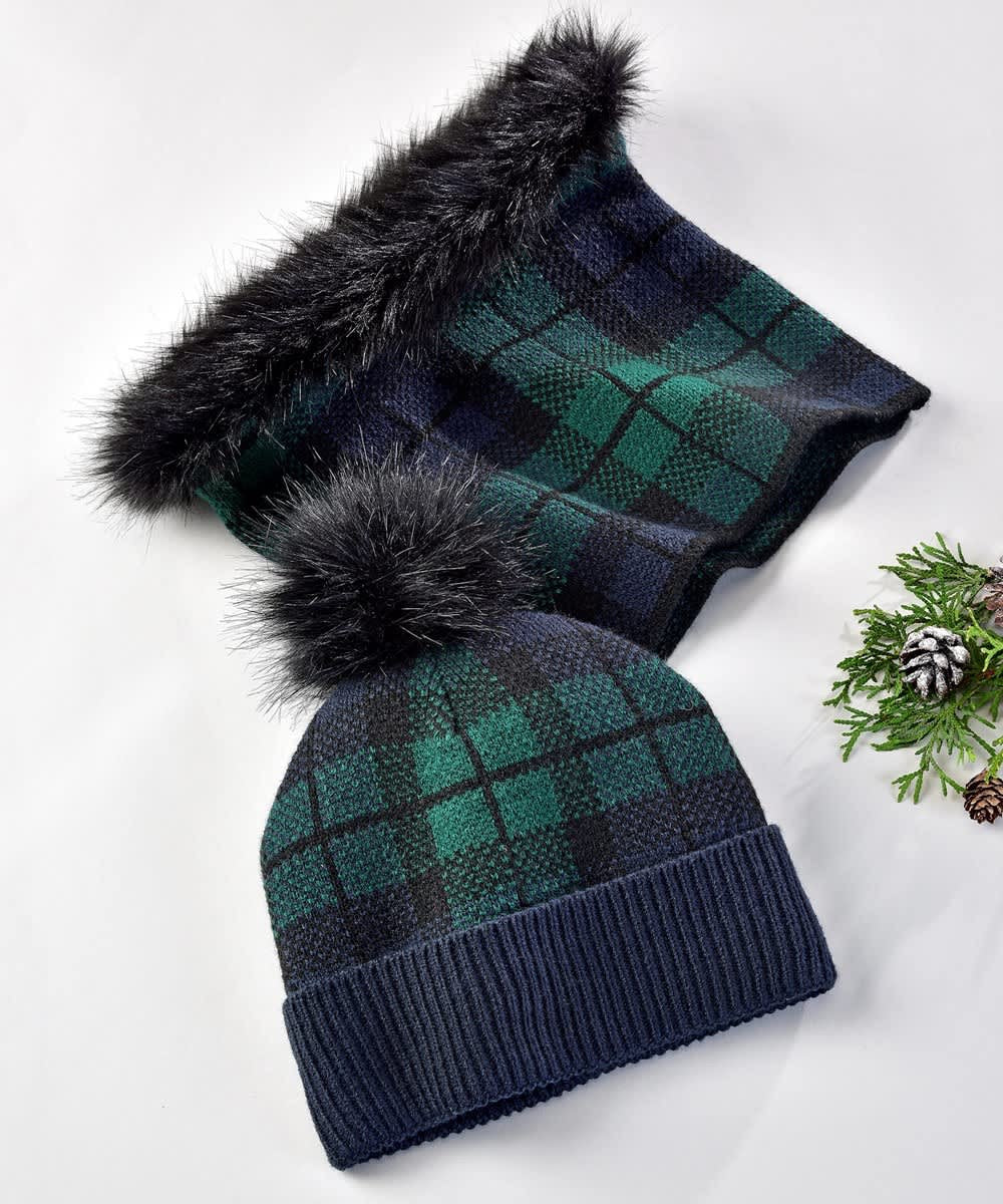 Green Plaid Knitted Hat  And Snood Set